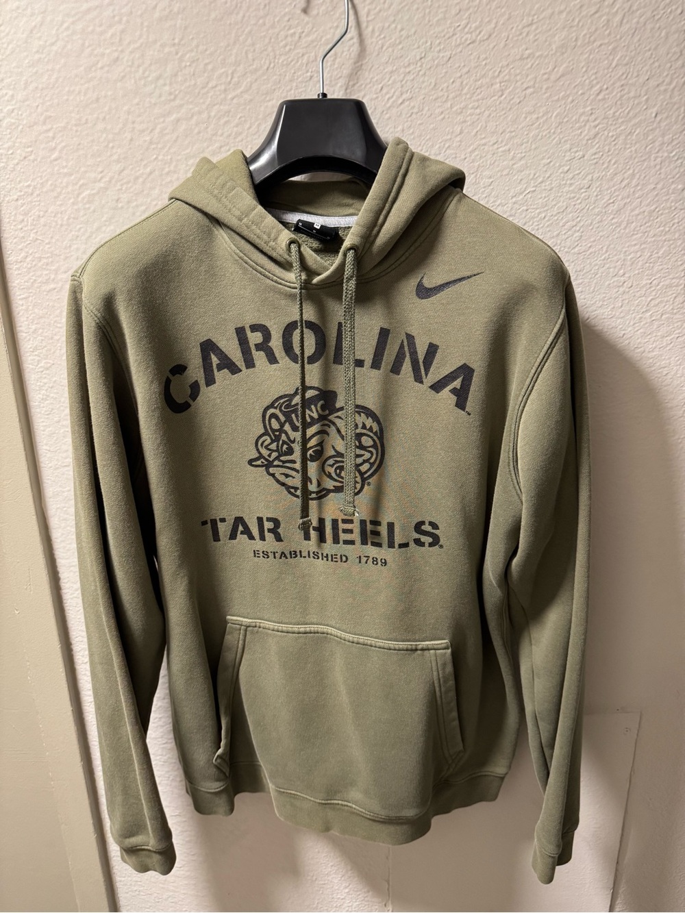 Nike Olive Green Carolina Tar Heels Pullover Hoodie